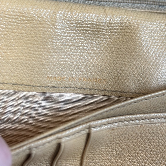 Chanel Coco long wallet Coco button mark beige leather - Picture 6 of 10